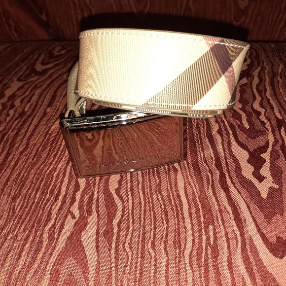 BURBERRY CLASSIC HAG MARKET CHECK LOGO MEN'S 36/90 BEIGE - Picture 4 of 13